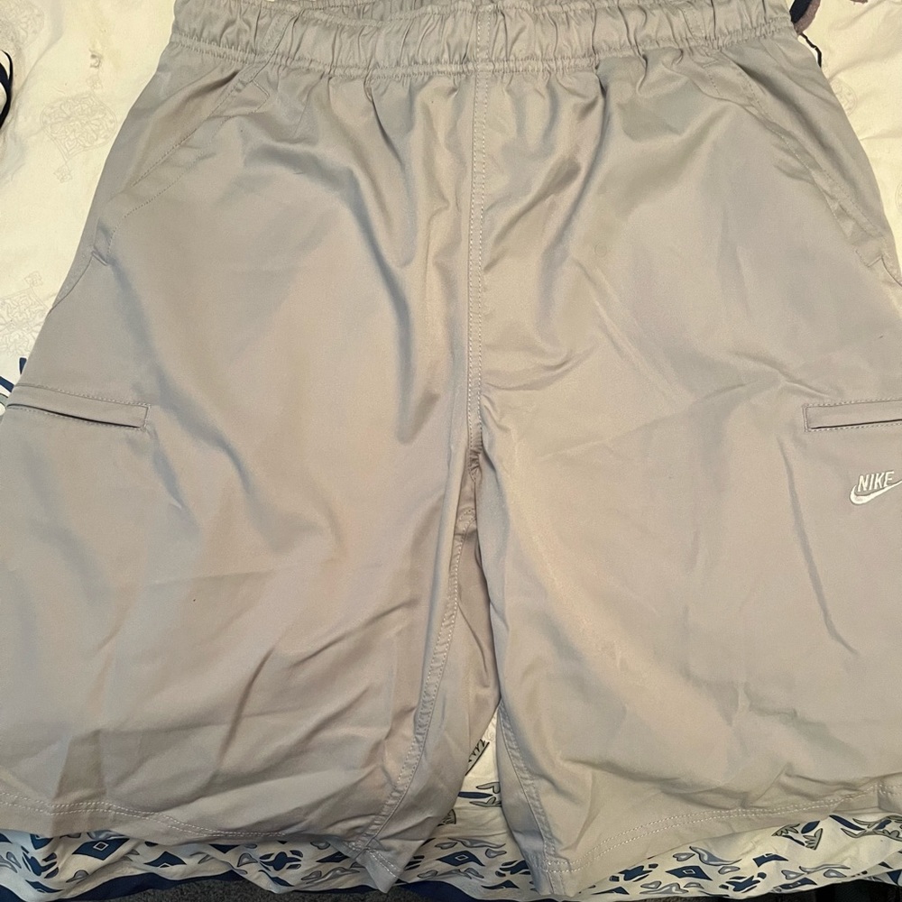Nike XL drawstring synthetic shorts 100% polyester